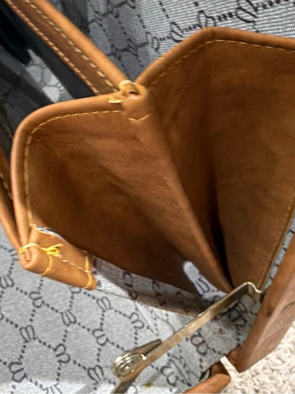 U.S. Luggage Leather ? Locking Vintage Brief Case Business Professional Attaché